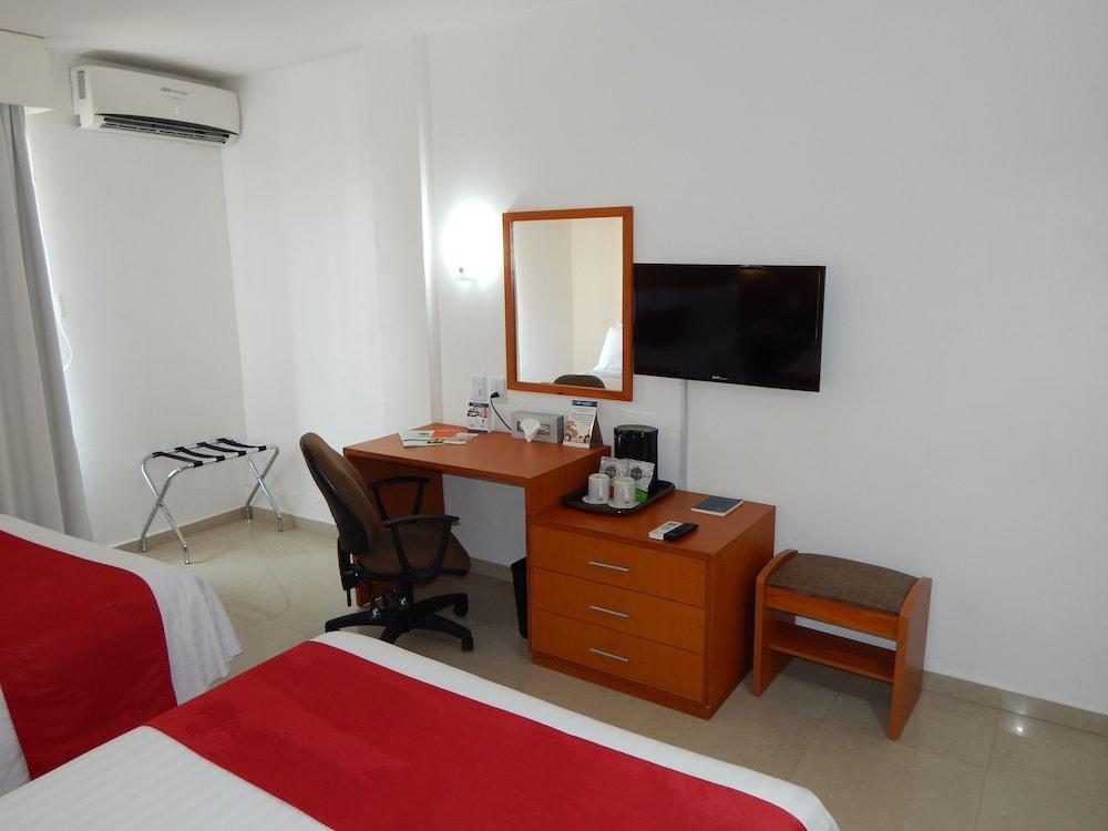 Hotel Gran Minatitlan Plaza Zewnętrze zdjęcie