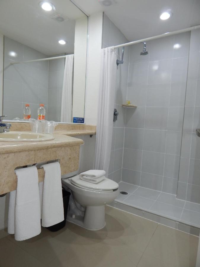 Hotel Gran Minatitlan Plaza Zewnętrze zdjęcie