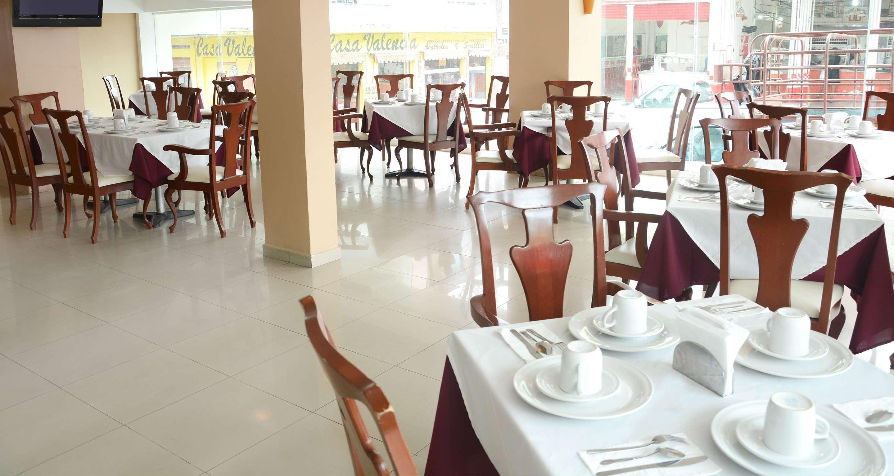 Hotel Gran Minatitlan Plaza Zewnętrze zdjęcie